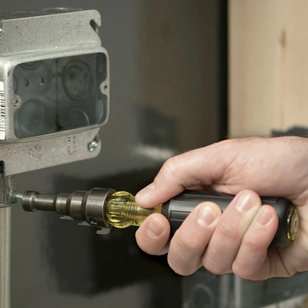 85191 Conduit Reamer  Grip Screwdriver