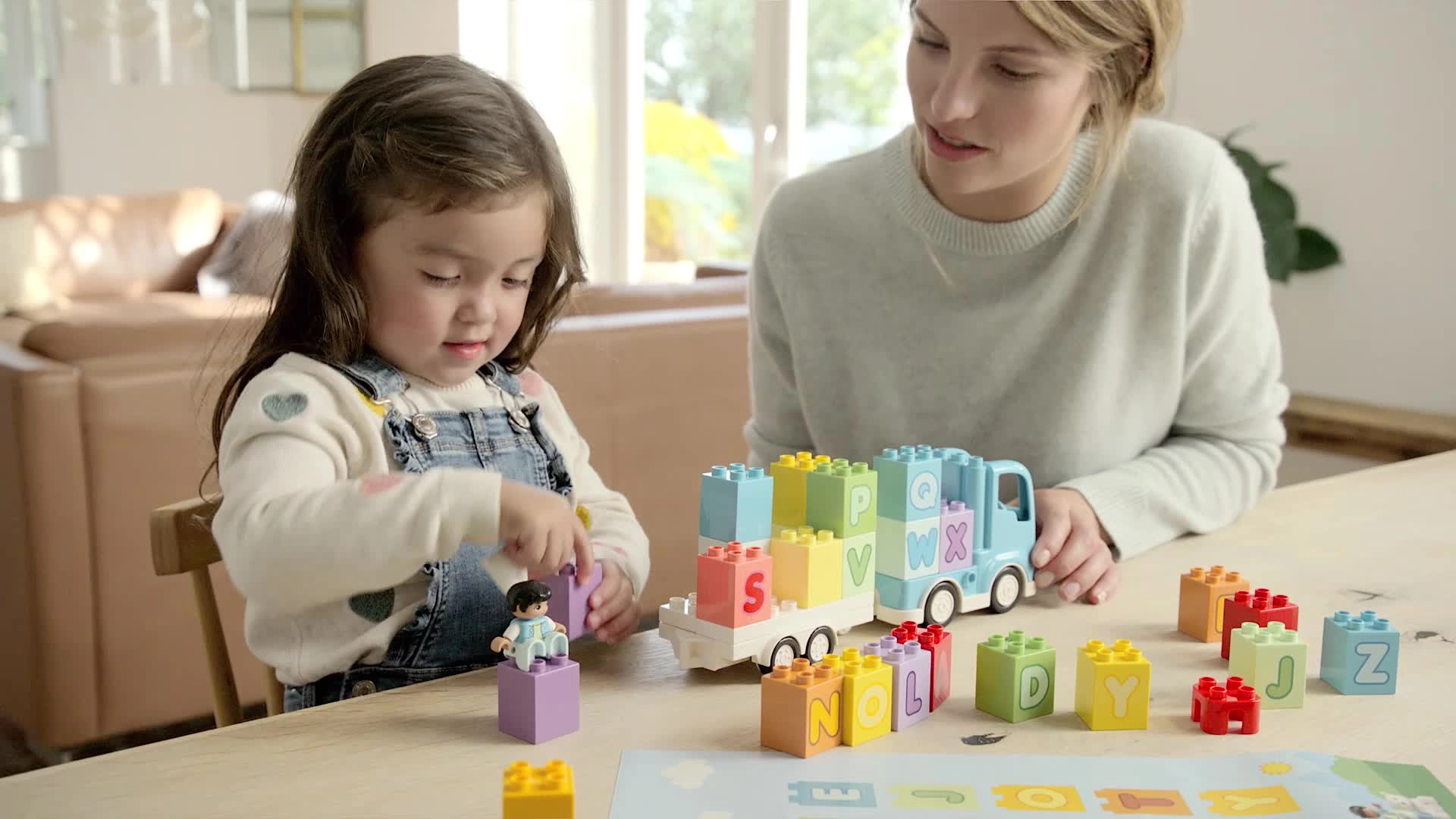 Classic Deluxe Brick Box (10914) - Starter Set Storage Box