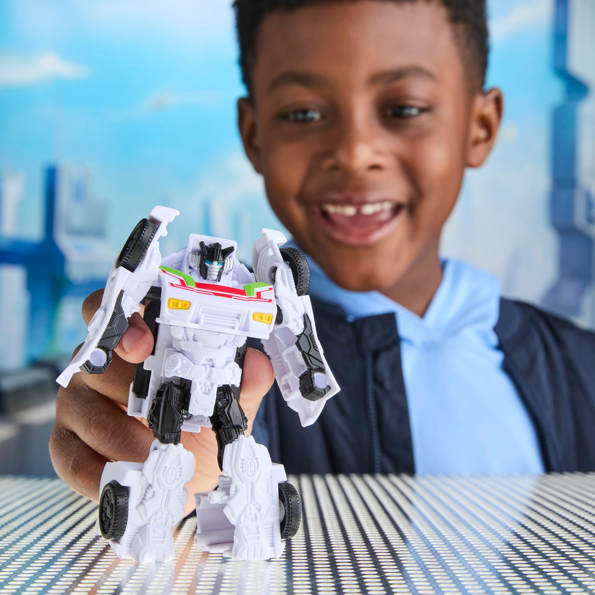 CYBERWORLD Wheeljack - 2 steps