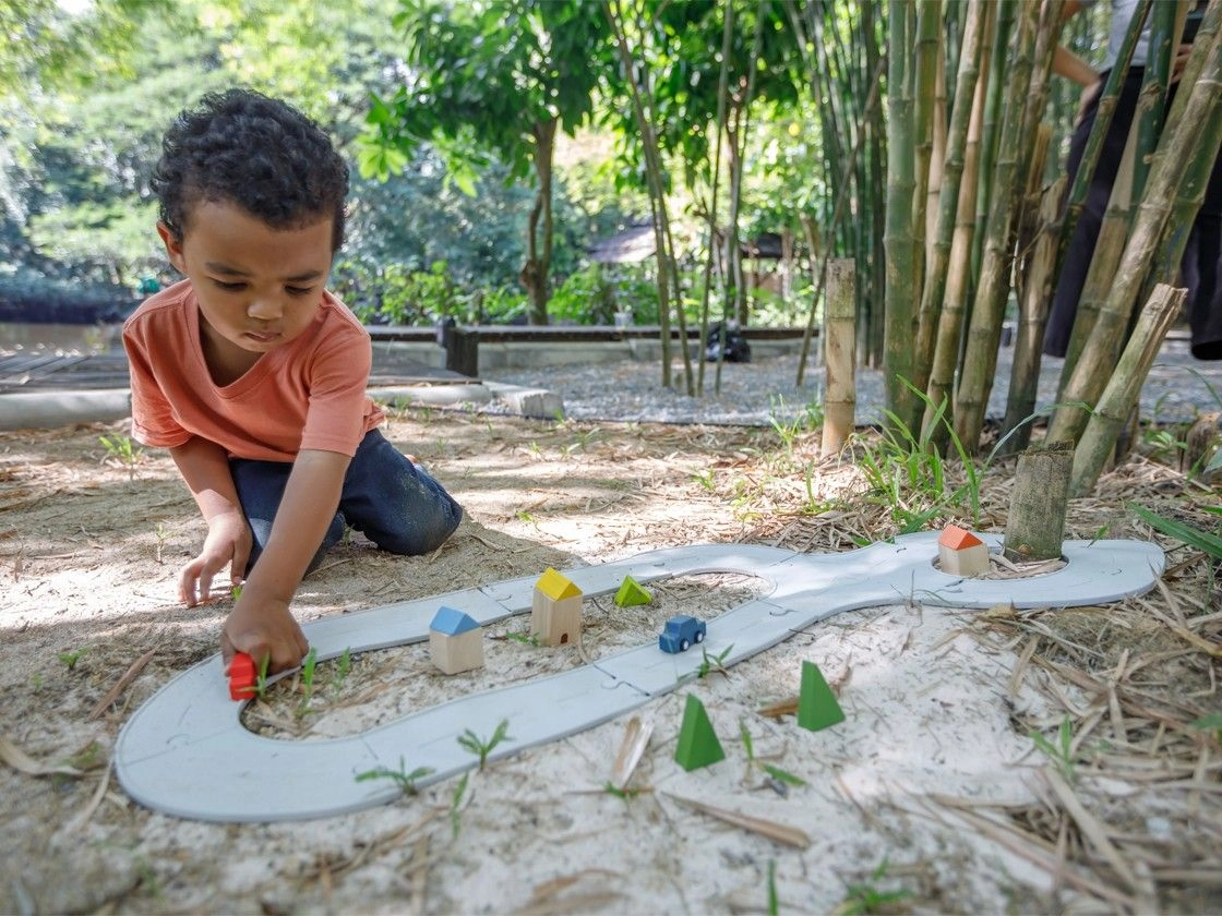 Wooden Rubber Road & Rail Playset - 19pcs