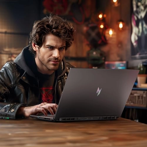 Nitro V 16 AI ANV16-42-R309 - 16'' Ryzen 5 240 16GB DDR5 512GB SSD