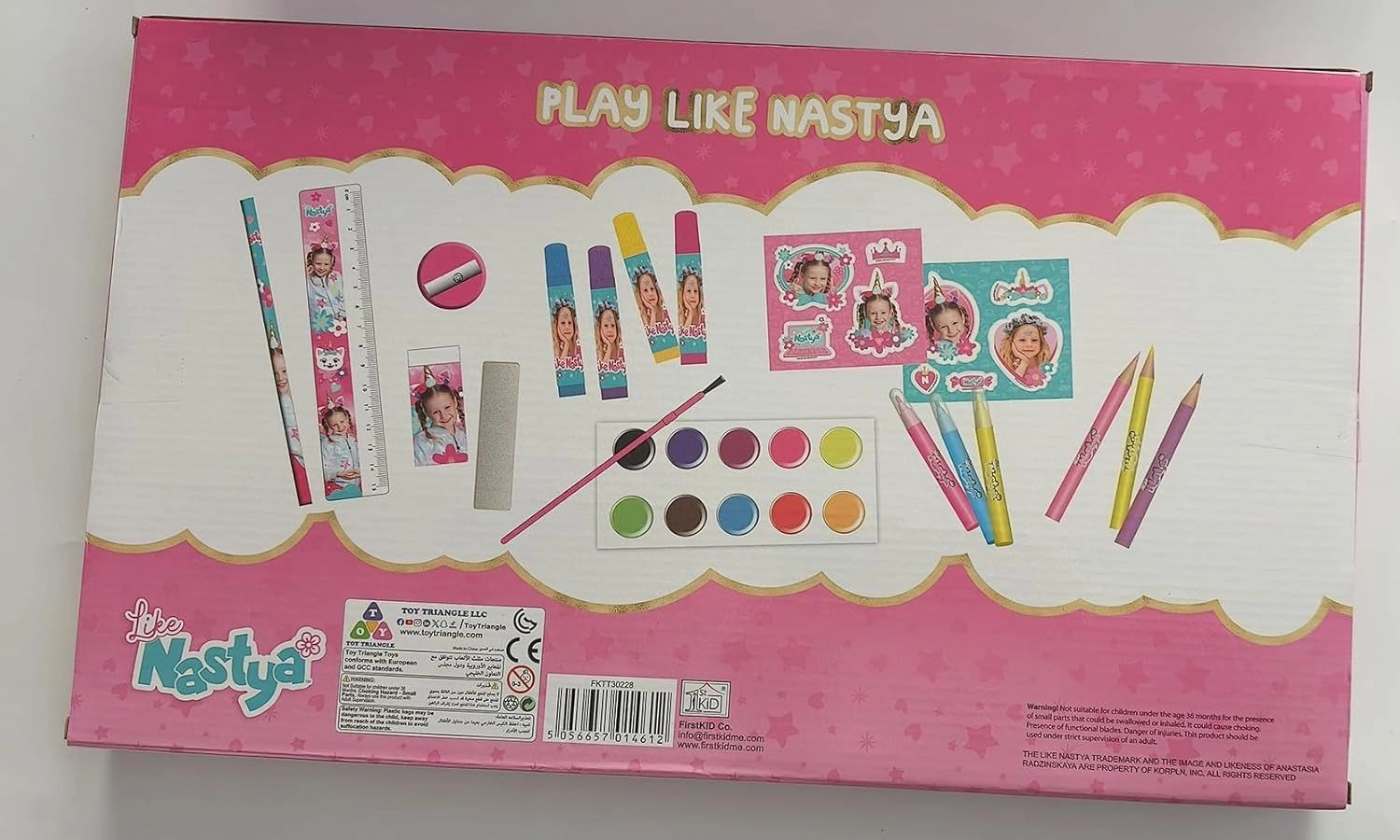 Art Set - colored pencils markers watercolors