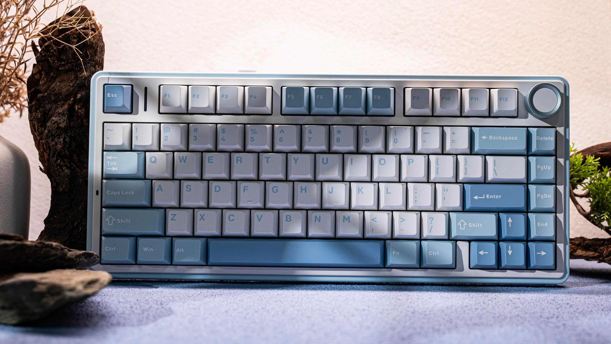 Aula F75 - QWERTY Wired/Wireless