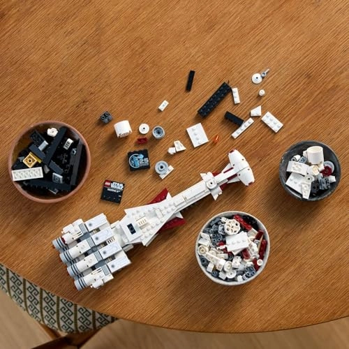 Star Wars Tantive IV (75376) - Starship Collection
