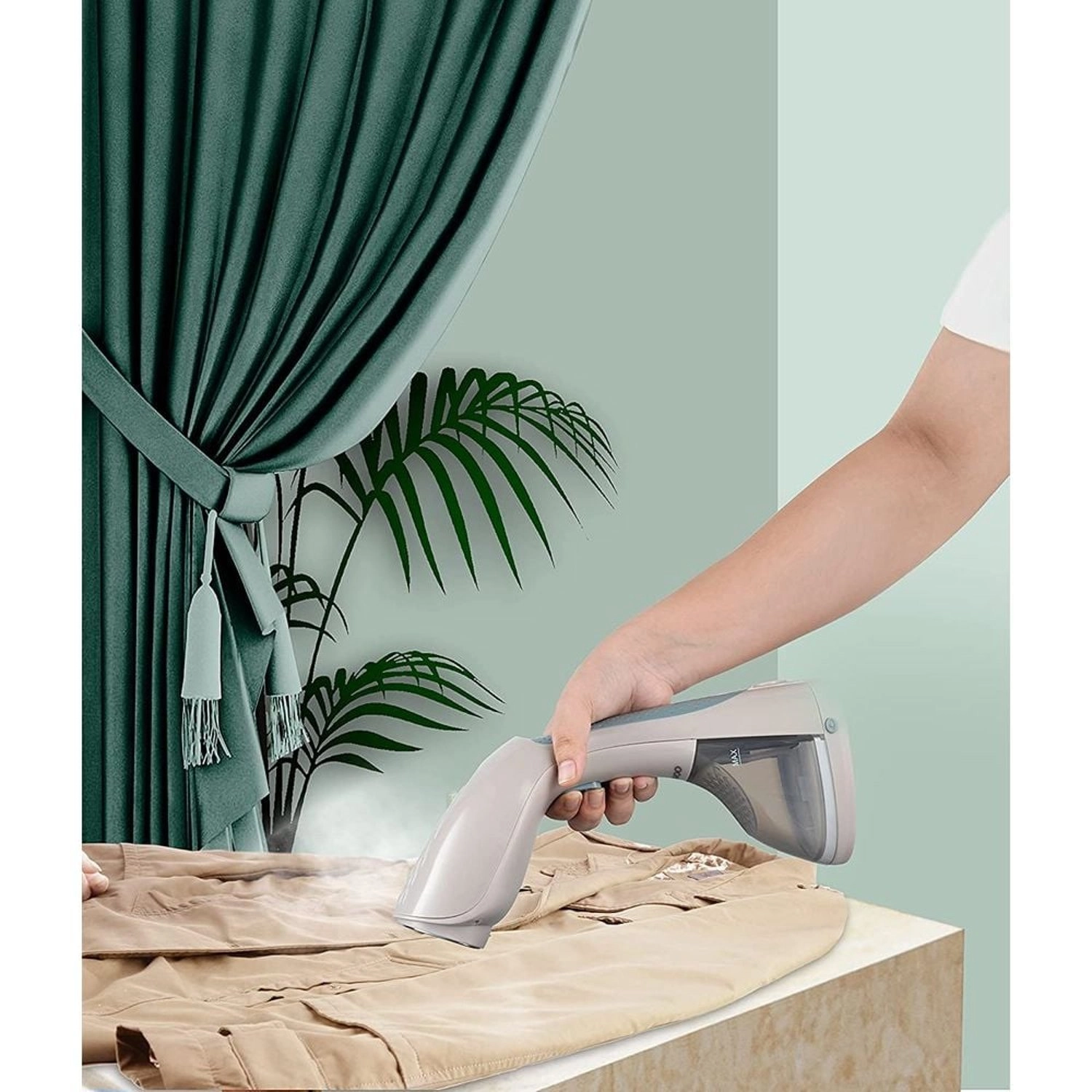 DGS8280C - 1400W Champagne Handheld