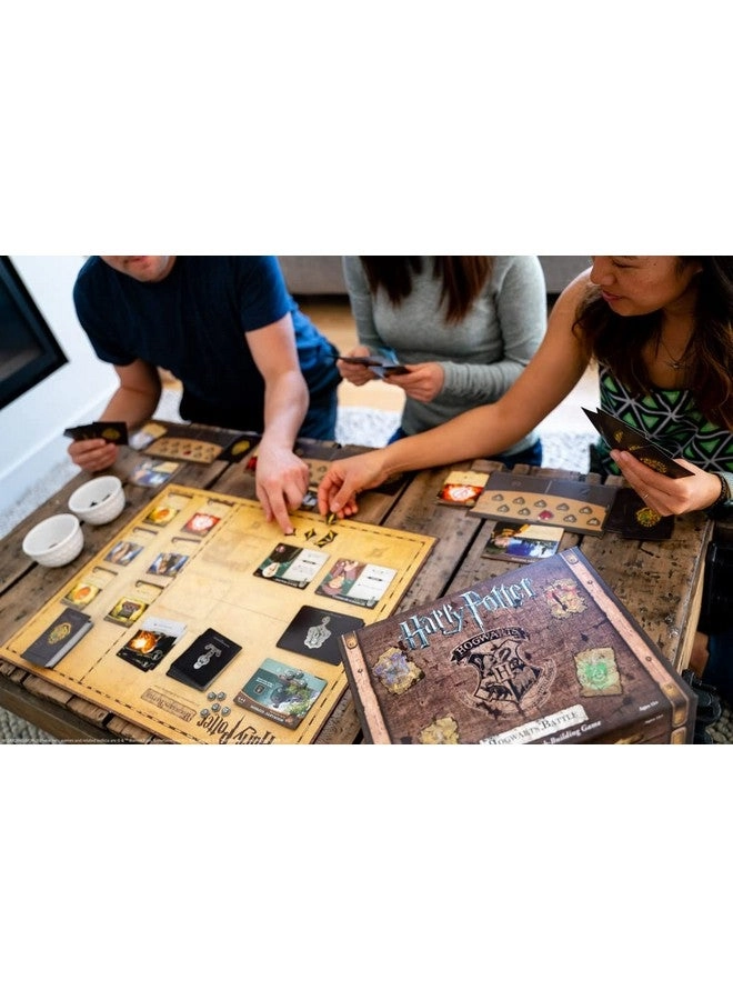 Harry Potter: Hogwarts Battle - Cooperative Deck Building Card Game