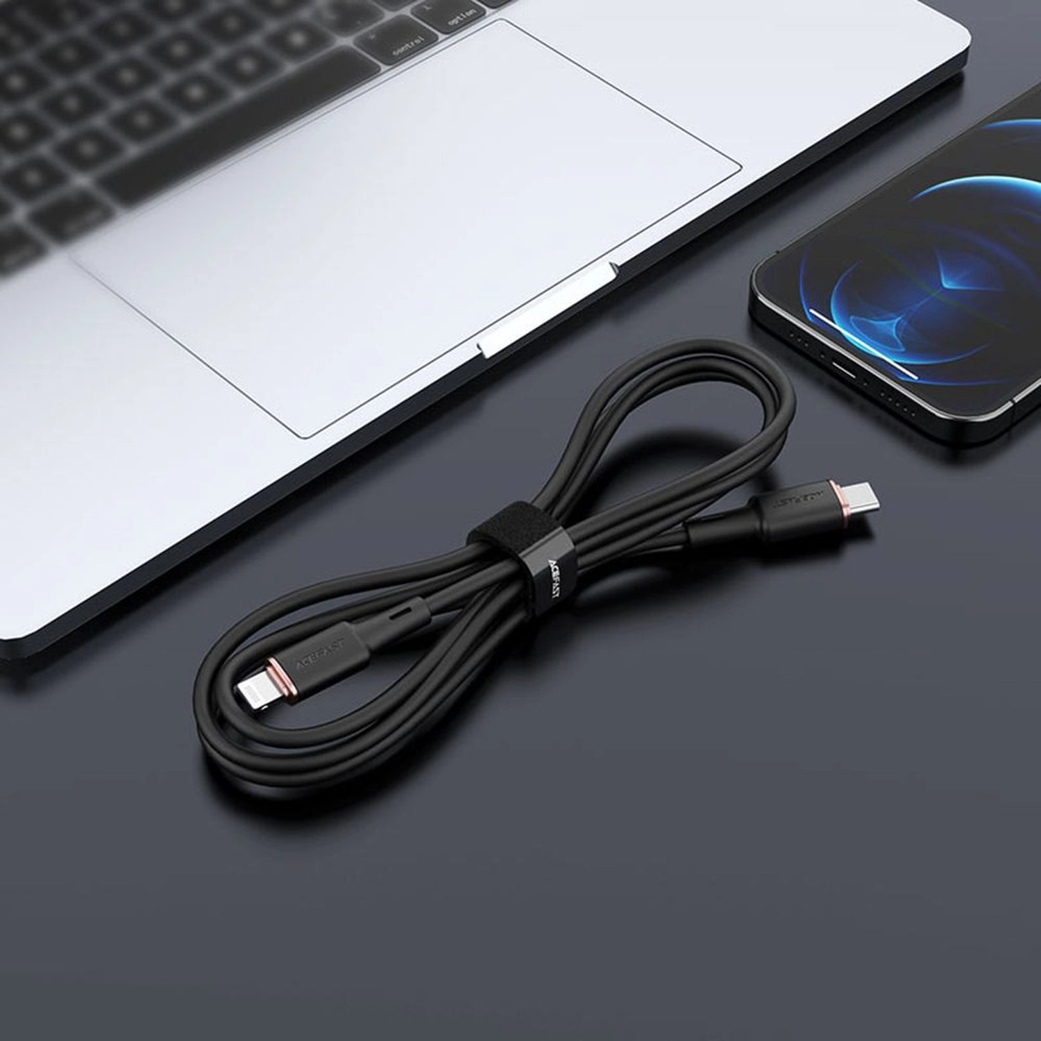 USB-C To Lightning Cable USB-C to Lightning 1.2m