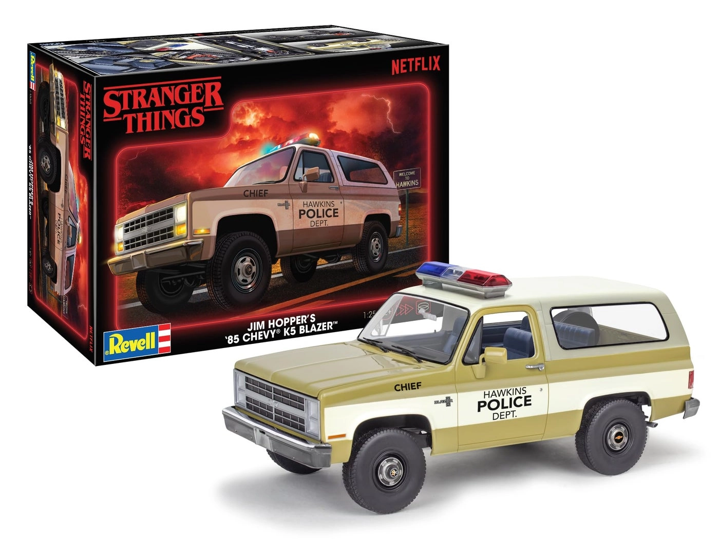 Stranger Things Jim Hopper's '85 Chevy K5 Blazer Model Kit (14558) - 1:25