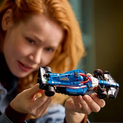 Speed Champions RB VCARB 01 F1 Race Car (77246)