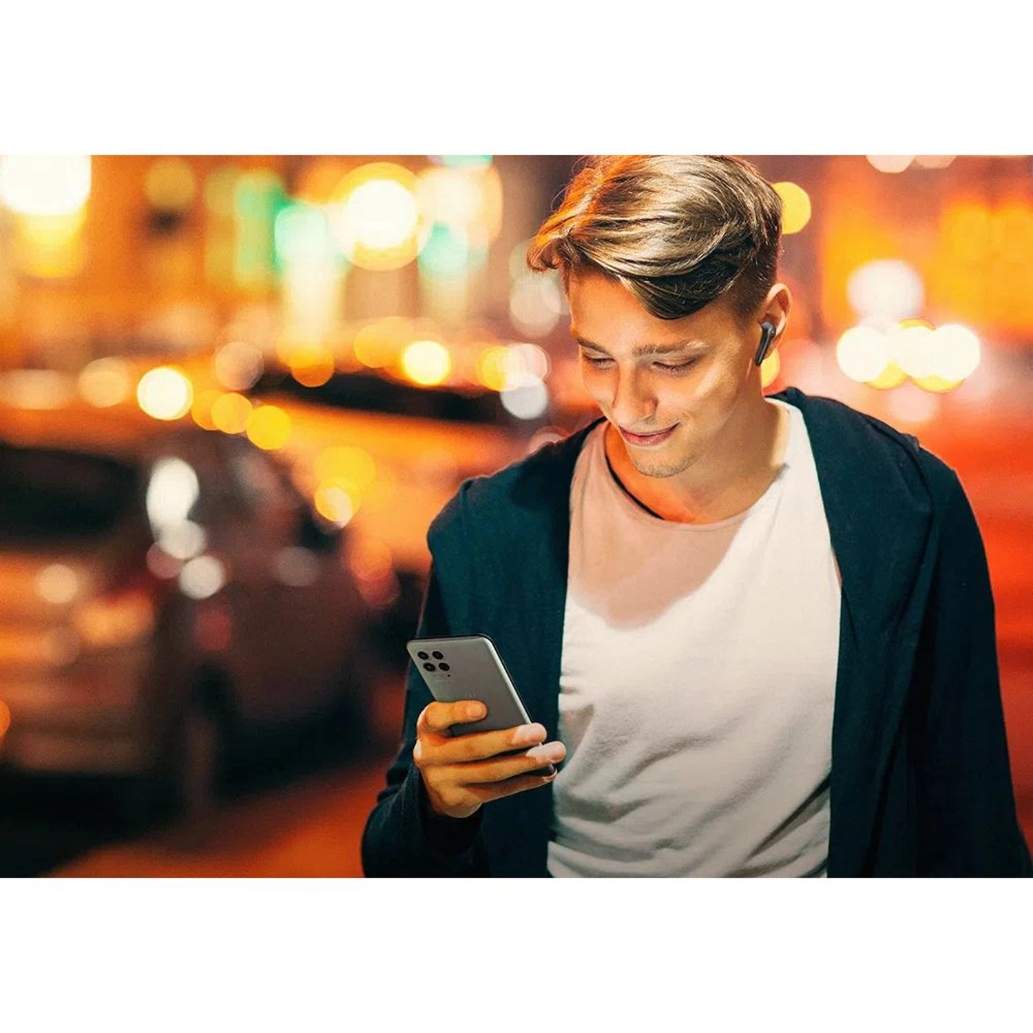 Moto Buds 085 Wireless Earbud