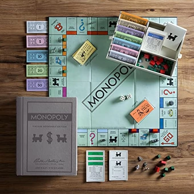 Monopoly: Vintage Bookshelf Edition