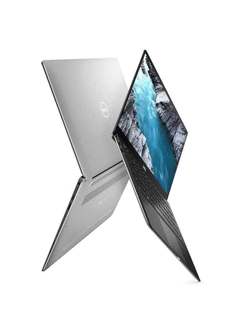 (Renewed) XPS 13 7390 - 13.4'' i5 8GB DDR3 256GB SSD