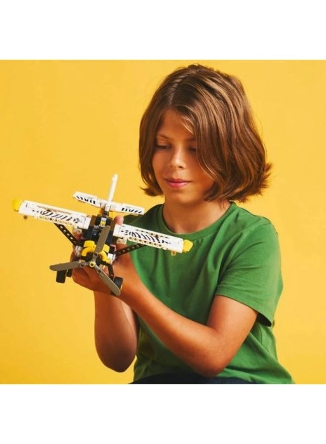 Technic Bush Plane (42198) - 8 years and up