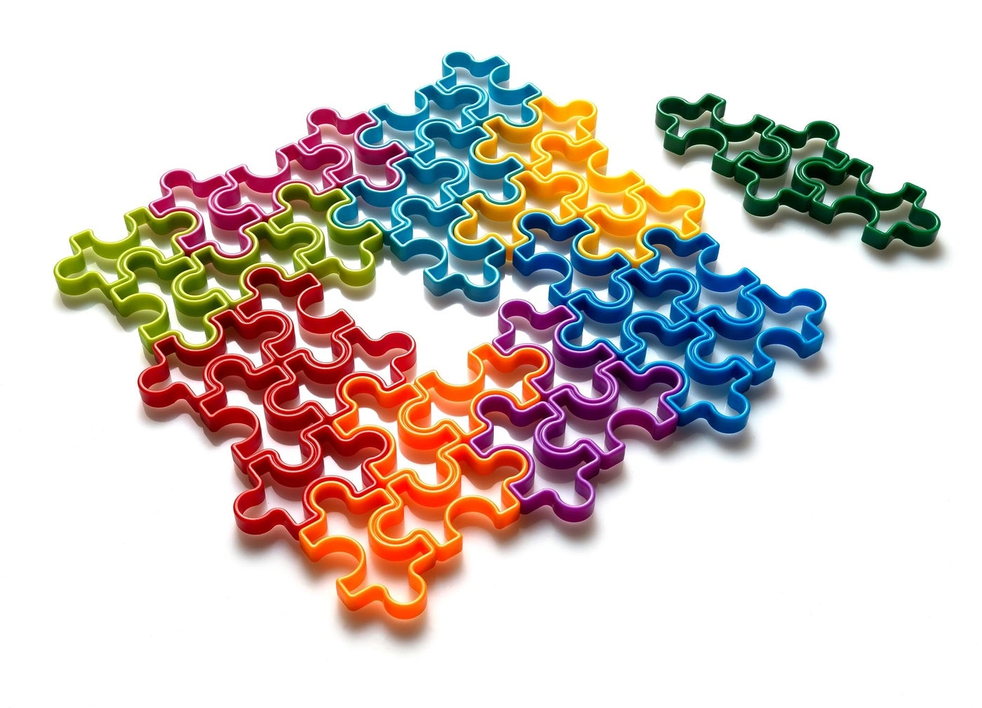 IQ Gears - 120+ Challenges Travel Friendly