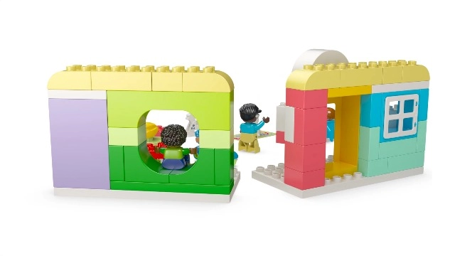 DUPLO Town Life At The Day Nursery (10992) - Educational Toy 2+