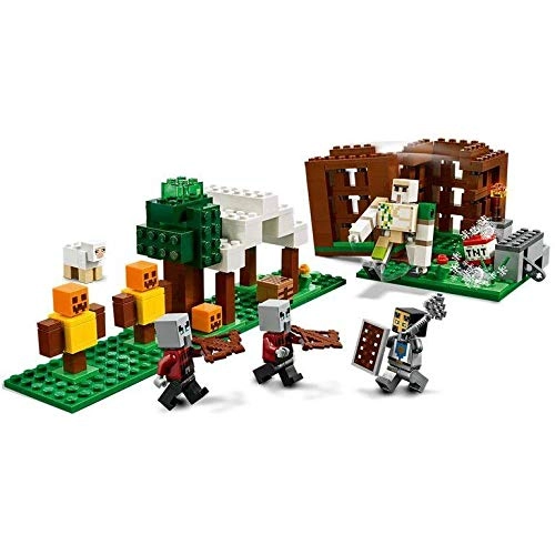 Minecraft LEGO The Pillager Outpost (21159) - 303 Pieces