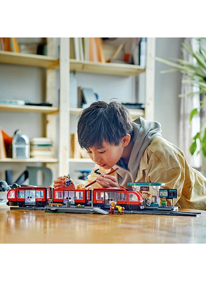 City Downtown Tram and Station (60423) - Vehicle