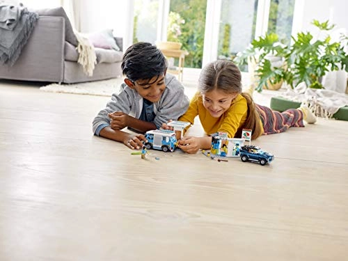 City Service Station (60257)