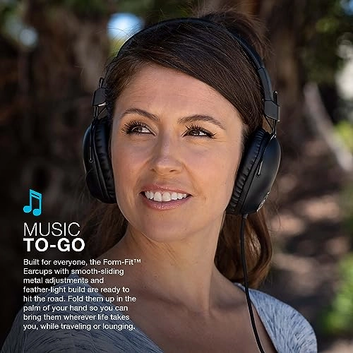 Studio Pro Wired Headphone