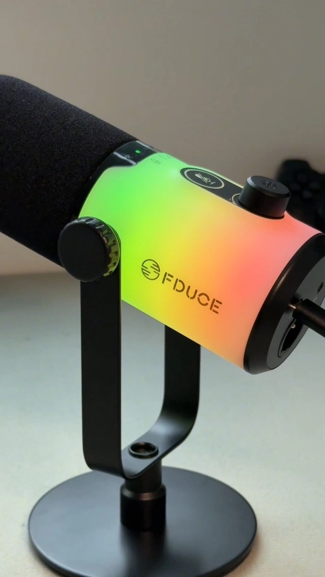 D20 USB+XLR Microphone