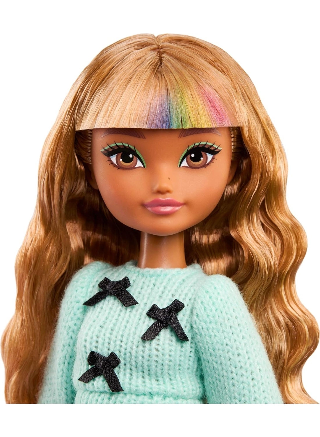 Zia Fashion Doll - Dream Besties 7 Accessories Wavy Brown Hair Ages 4+