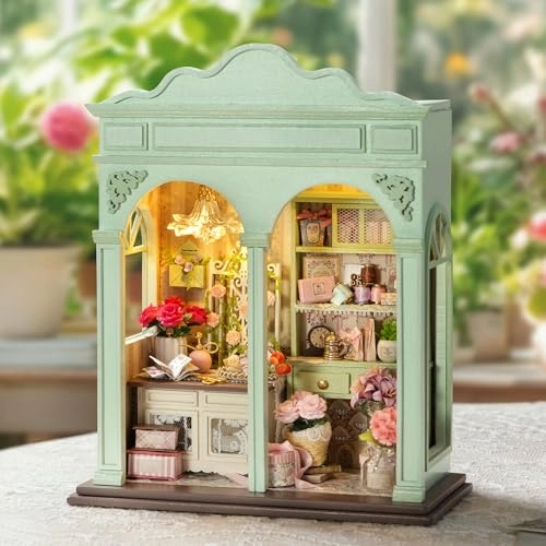 Book Nook Kit - Animal, Beach, Christmas, Fantasy, Floral, Forest, Halloween, Movie, Music, Princess 1:24