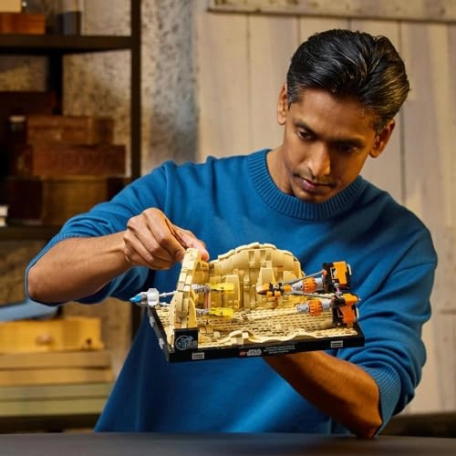 Star Wars Mos Espa Podrace Diorama (75380)