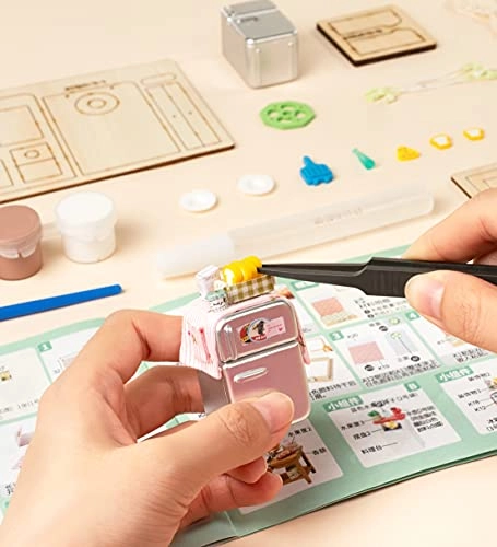 Miniature House Kit - 20 piece(s)