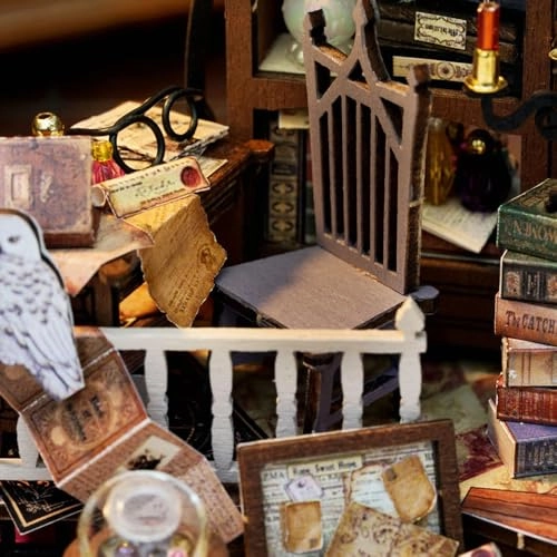 Miniature Dollhouse Kit - Magic Cabin