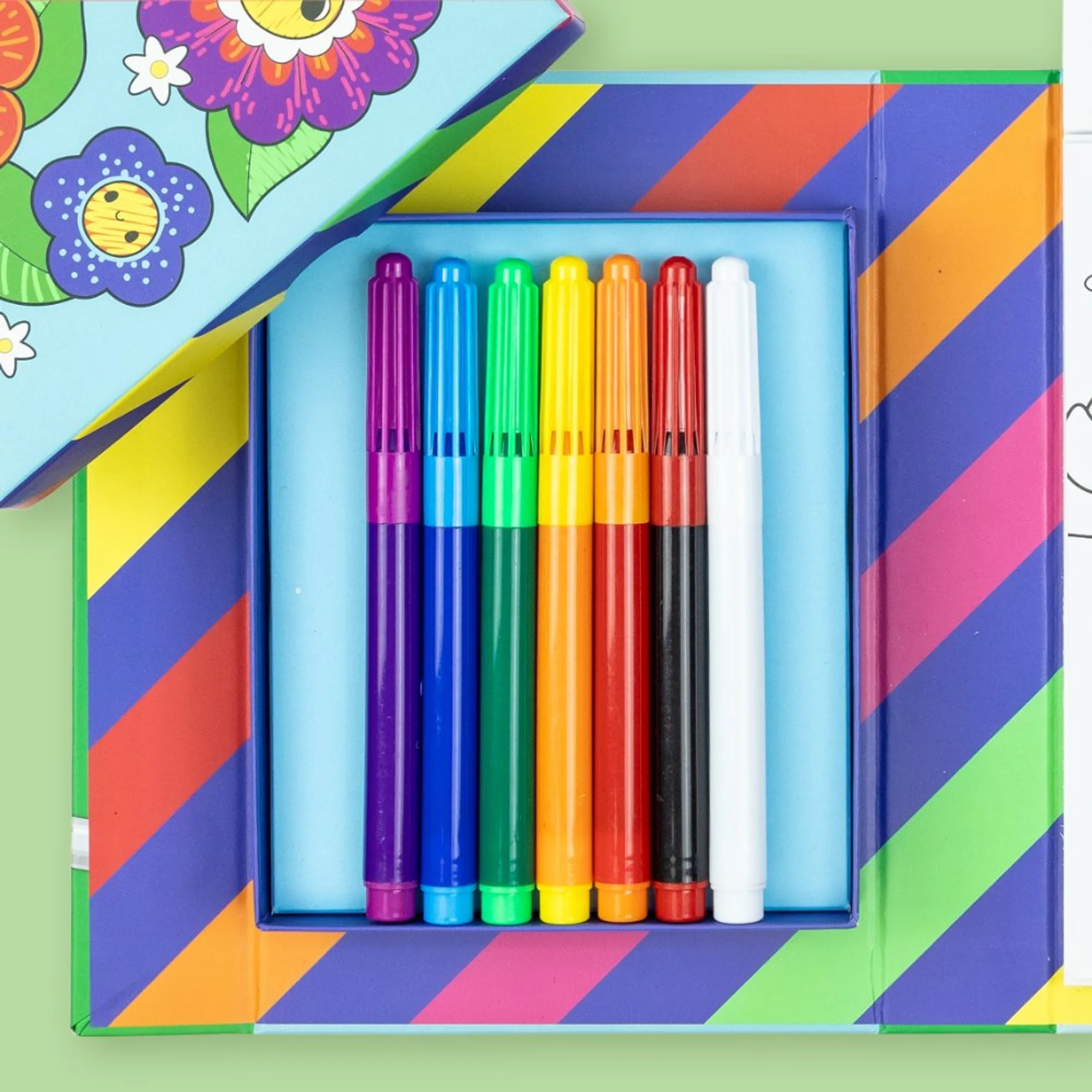 Colour Change Colouring Set - 5-8 years
