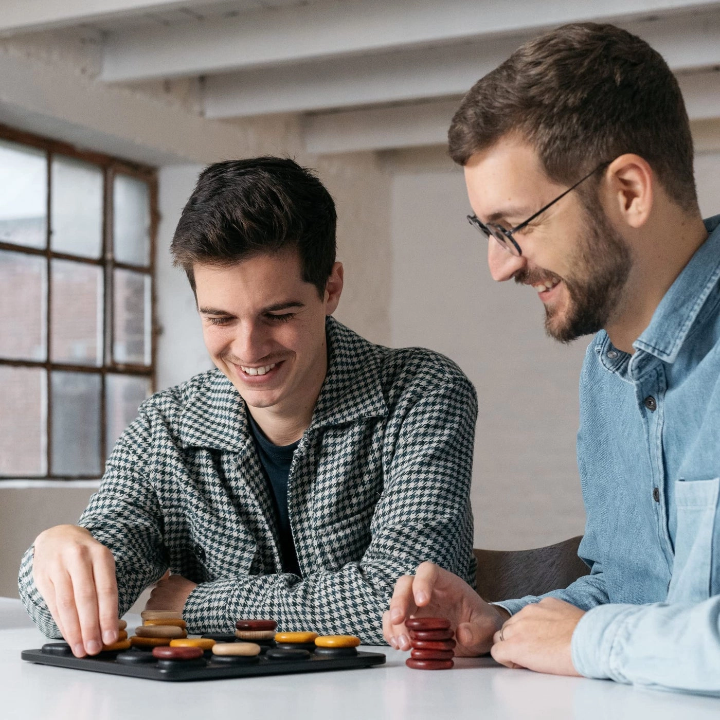 Qawale - Abstract Strategy