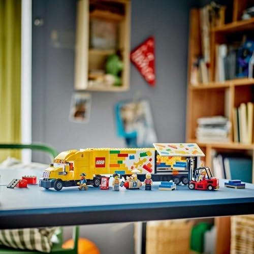 City Yellow Delivery Truck (60440)