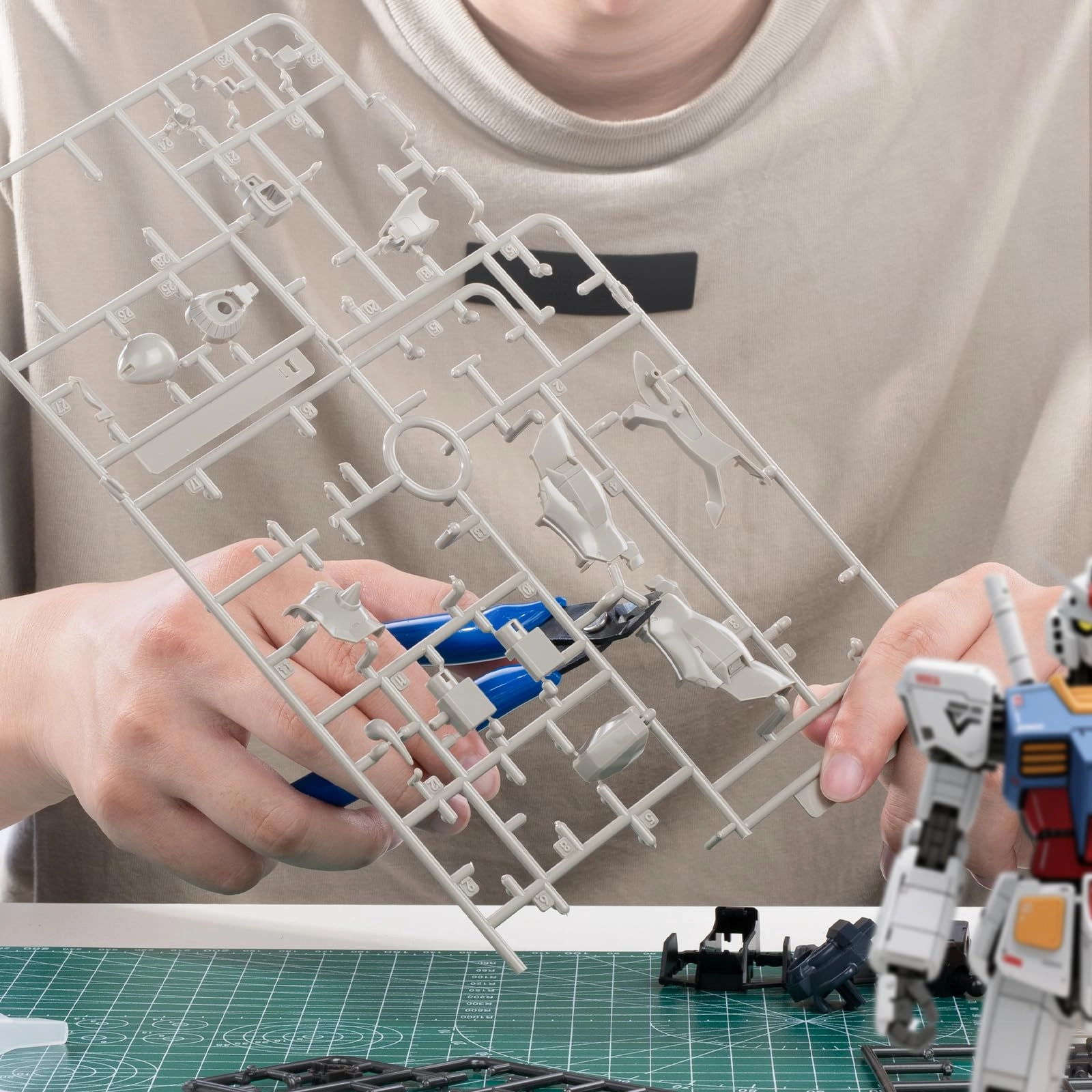 Model Hobby Making Tool Kit - 30 piece(s) Gundam