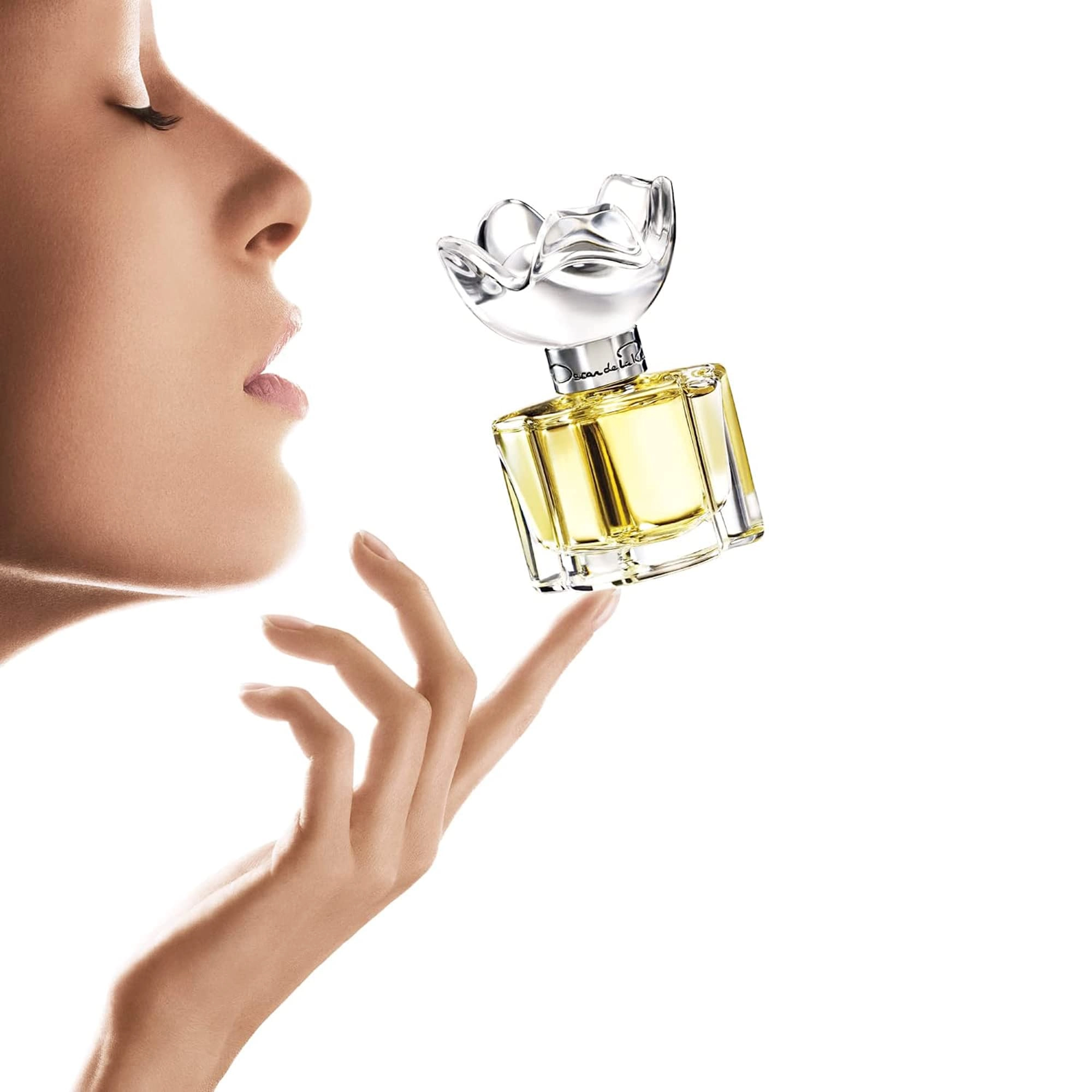 Esprit D'Oscar Eau de Parfum 3.4 Fl. Oz.
