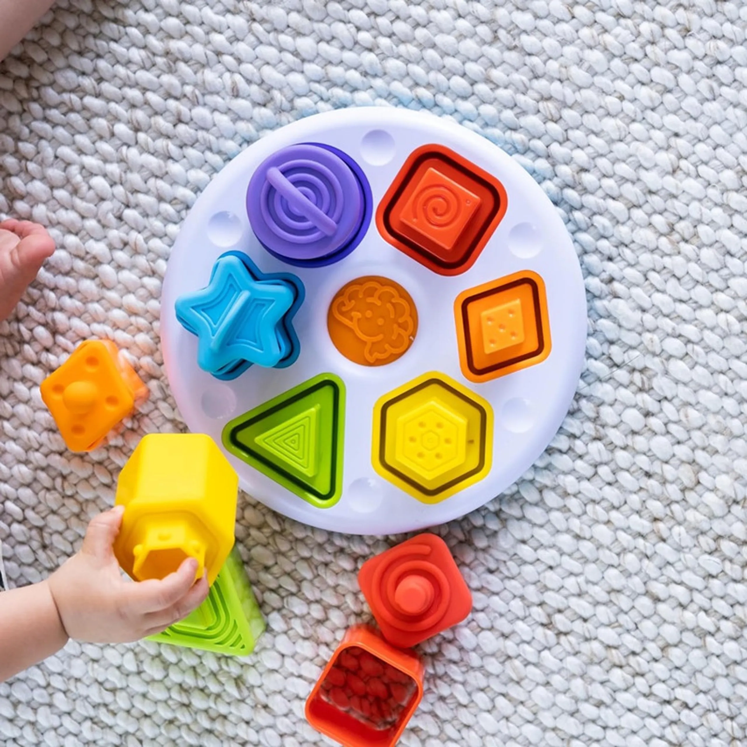 Fat Brain Toys Plugzy Shape Stacking - 10 months+ 13 pieces