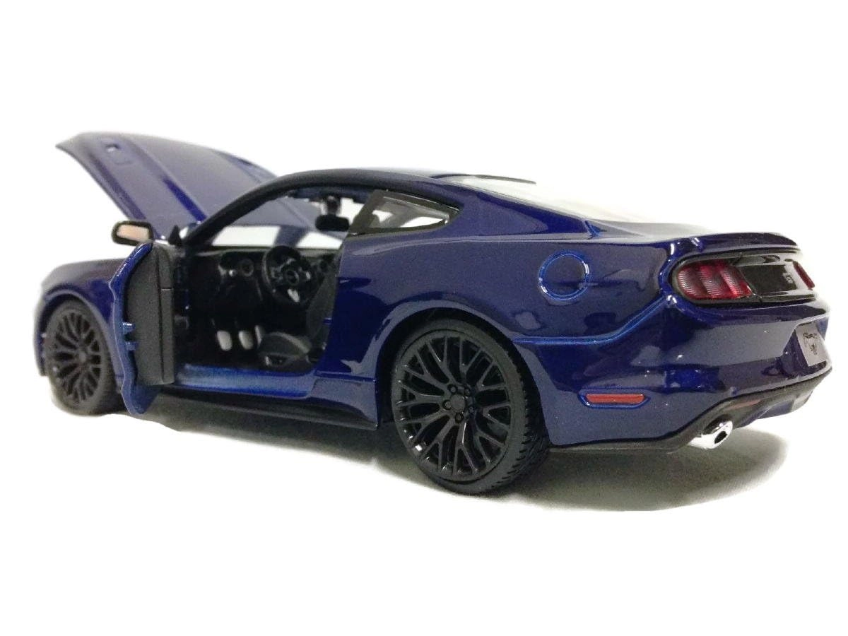 2015 Ford Mustang GT - 1:24 Diecast