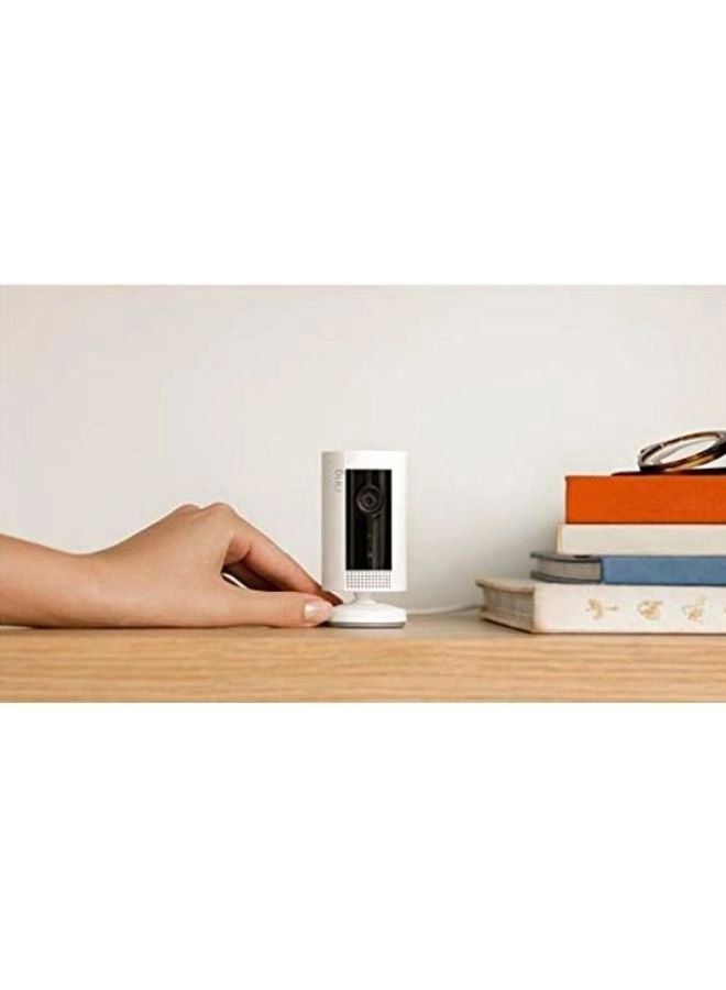 Compact Plug-In Security Camera HD Bundle