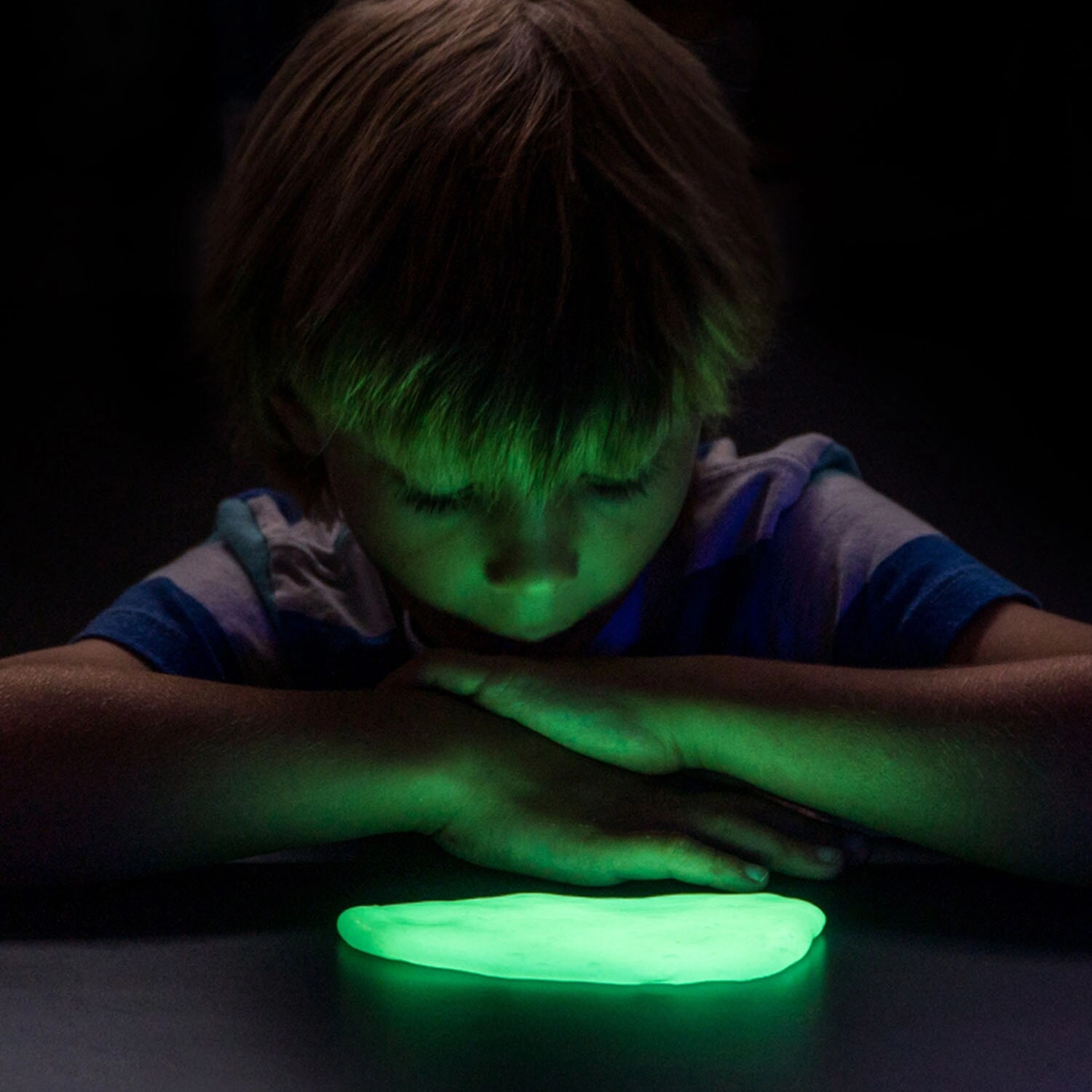 Glow-in-the-Dark Slime Lab - 8 years+
