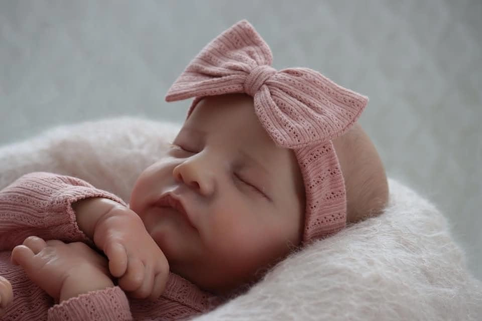 Reborn Doll - 18"/48cm Soft Silicone vinyl Pink Ages 3+