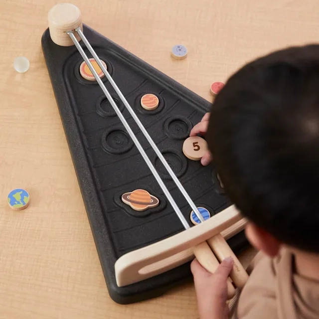 Land The Planet Game - Suitable for 3 years and above