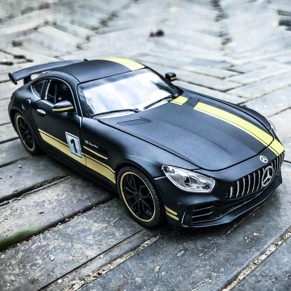 AMG GTR - 1:32 1pcs