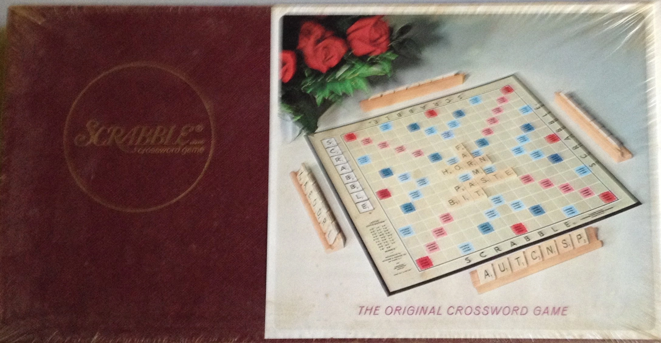 Selchow & Righter Scrabble: 1971 Edition