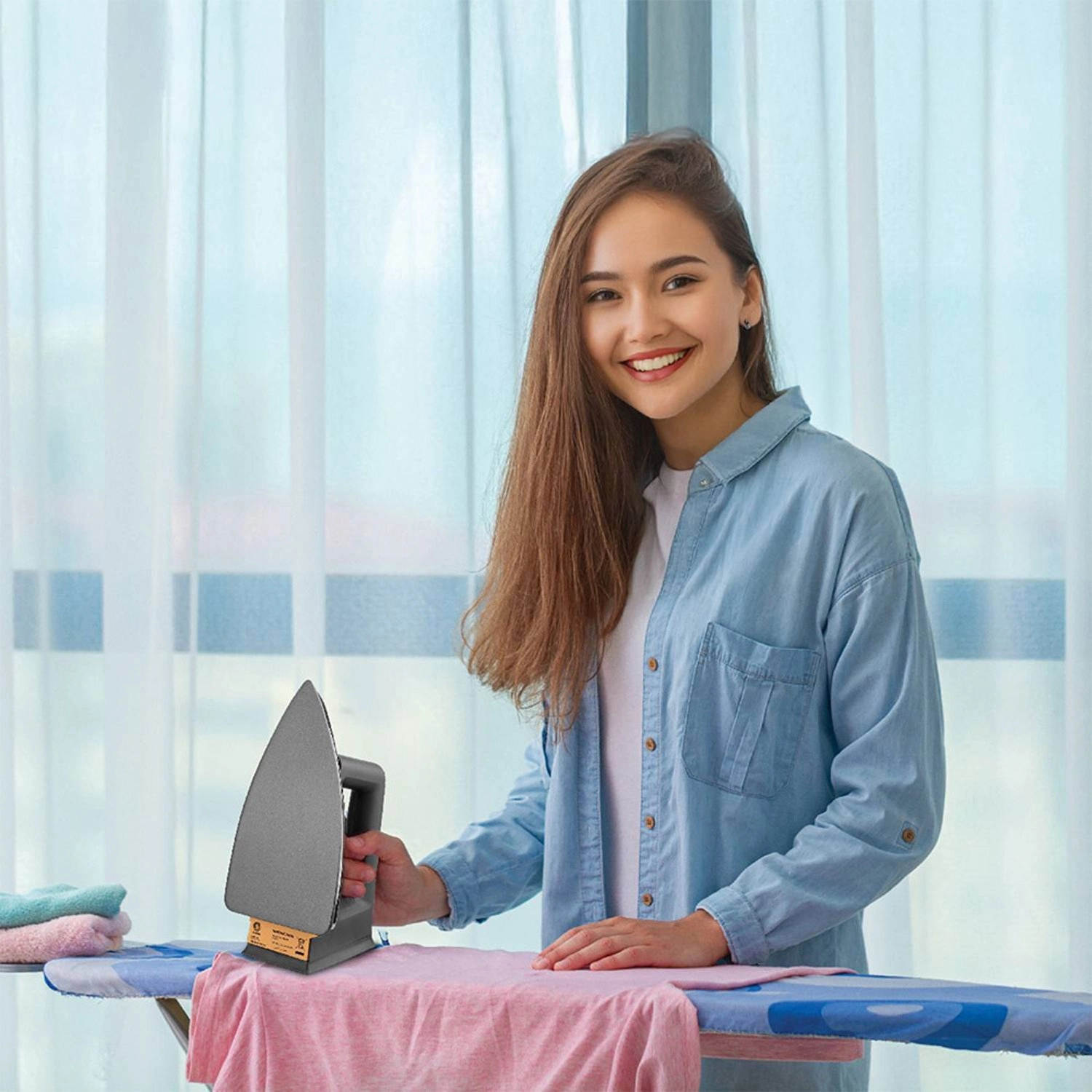 BX144 - Steam Iron 1000 Watt