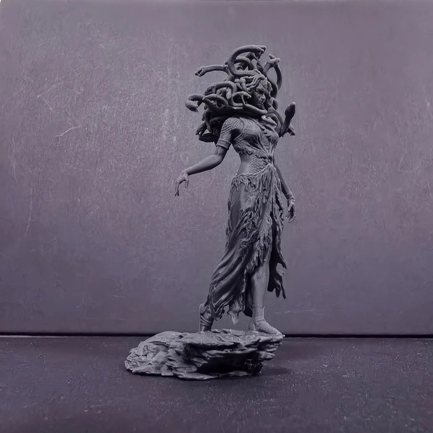 Generic Snake Woman Figurine (meidusha1)