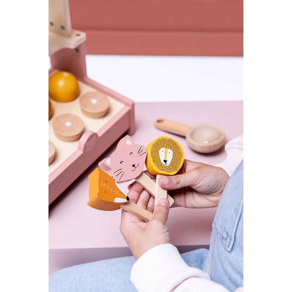 Wooden Ice Cream Shop - Suitable for 3 years & above