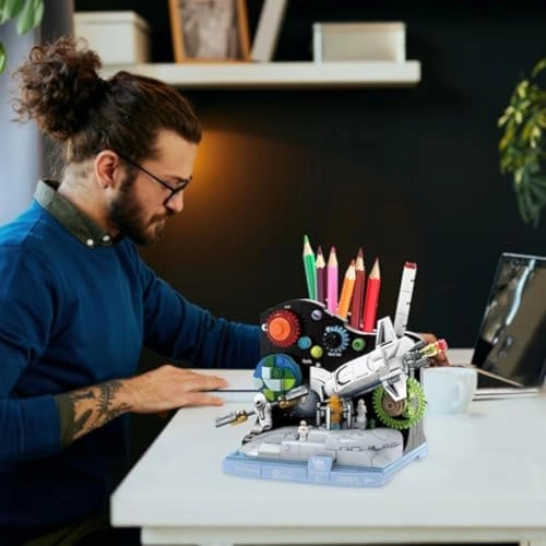 Infinite Universe Building Set