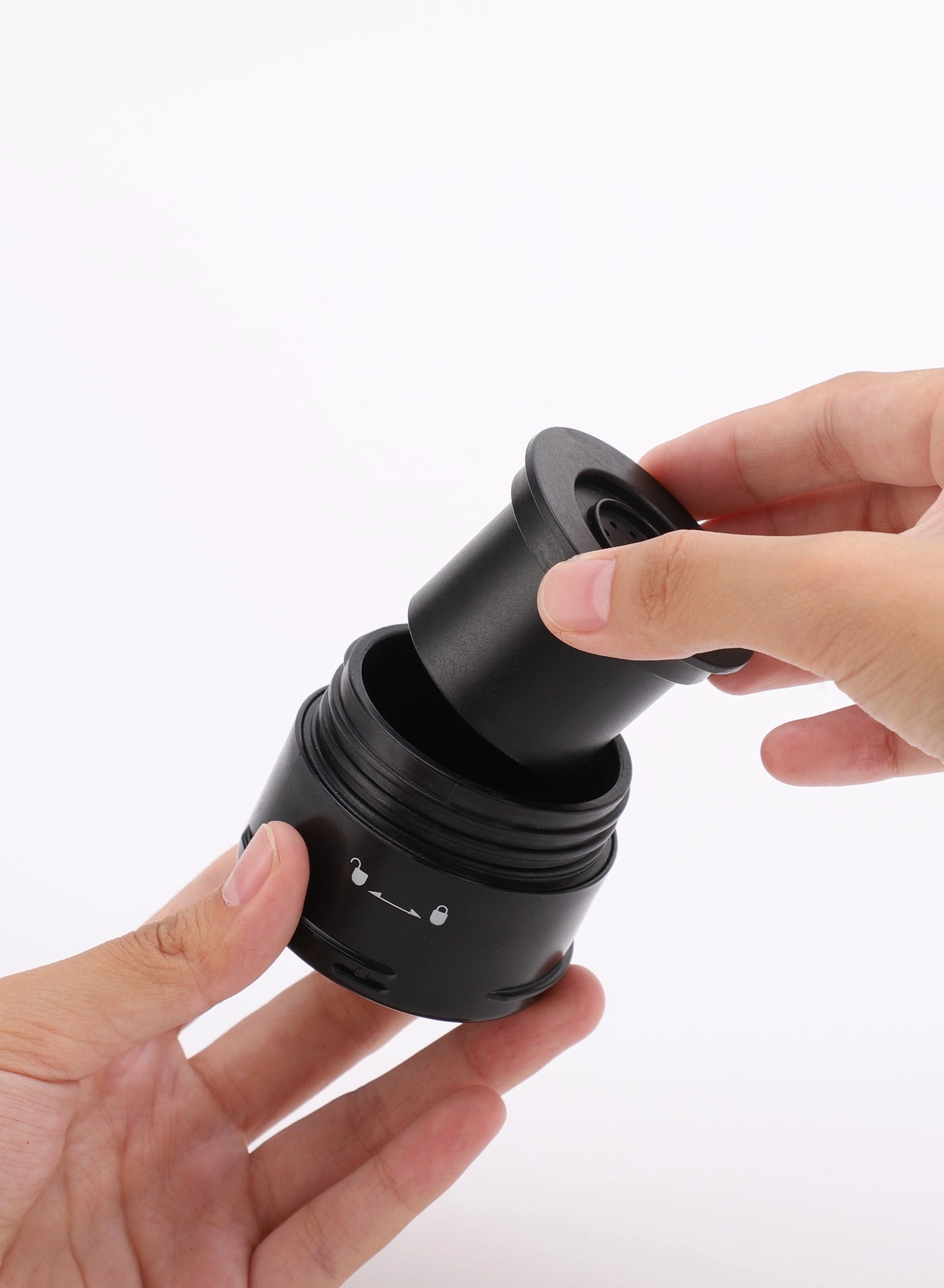 Portable Espresso Maker 9-Bar 2000mAh Nespresso-Compatible 152464