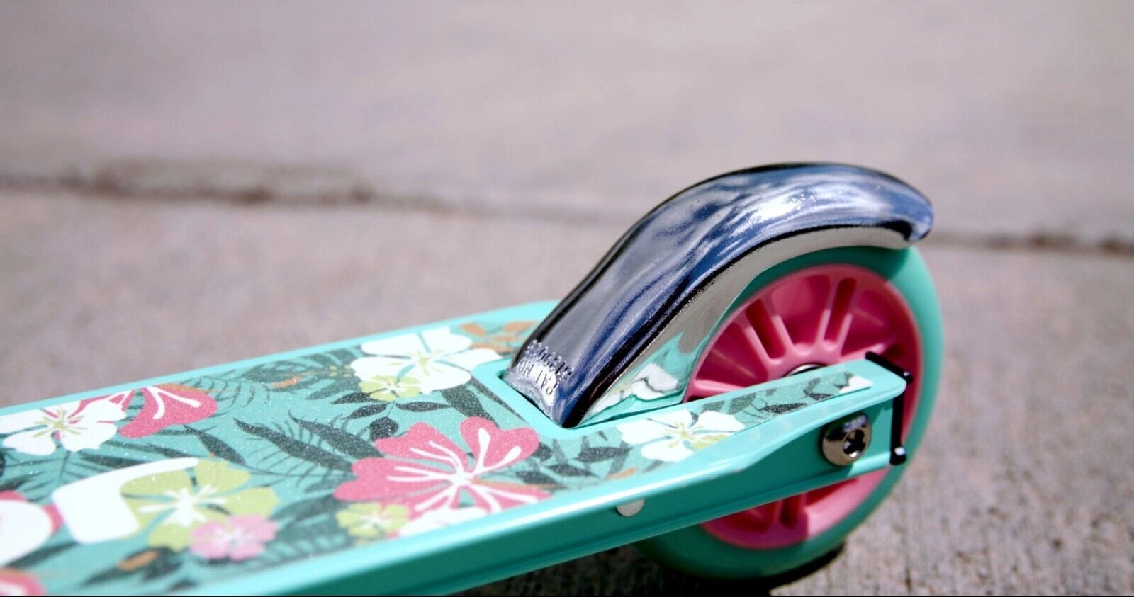 Paradise Special Edition Kick Scooter – Foldable