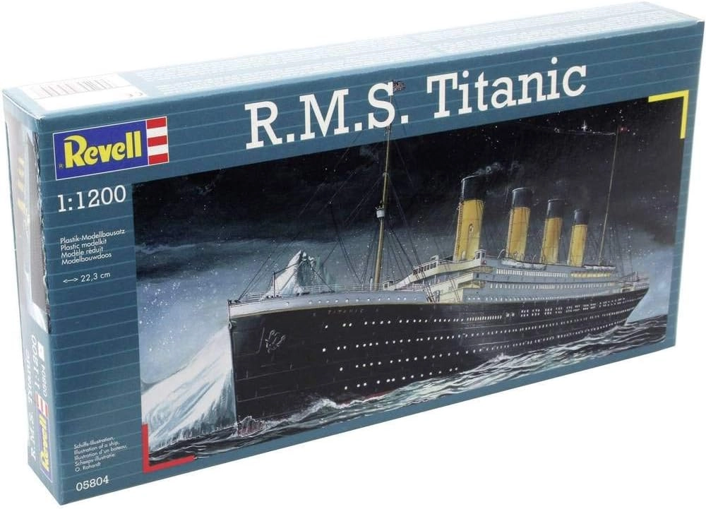 R.M.S. Titanic Model Kit (RV05804) - 1:1200