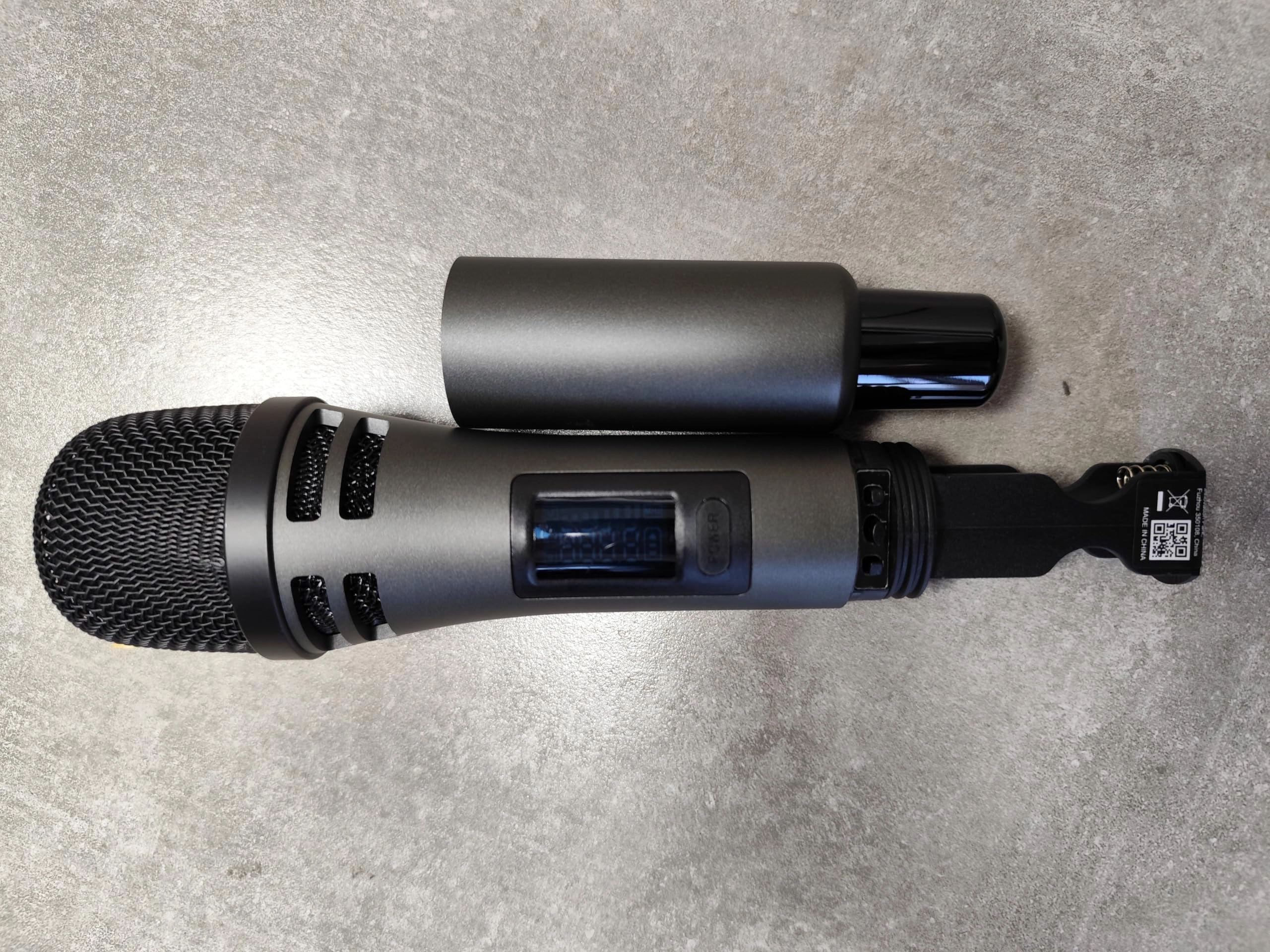 Wireless Microphone - UHF